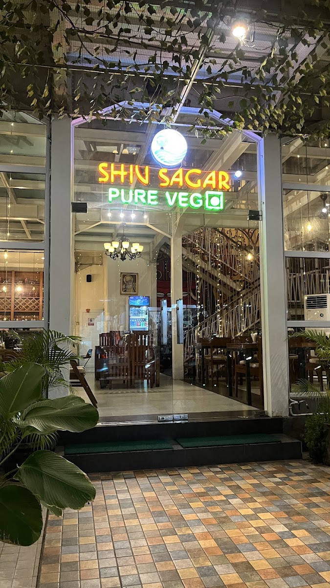 Shivsagar Bali dining ambience