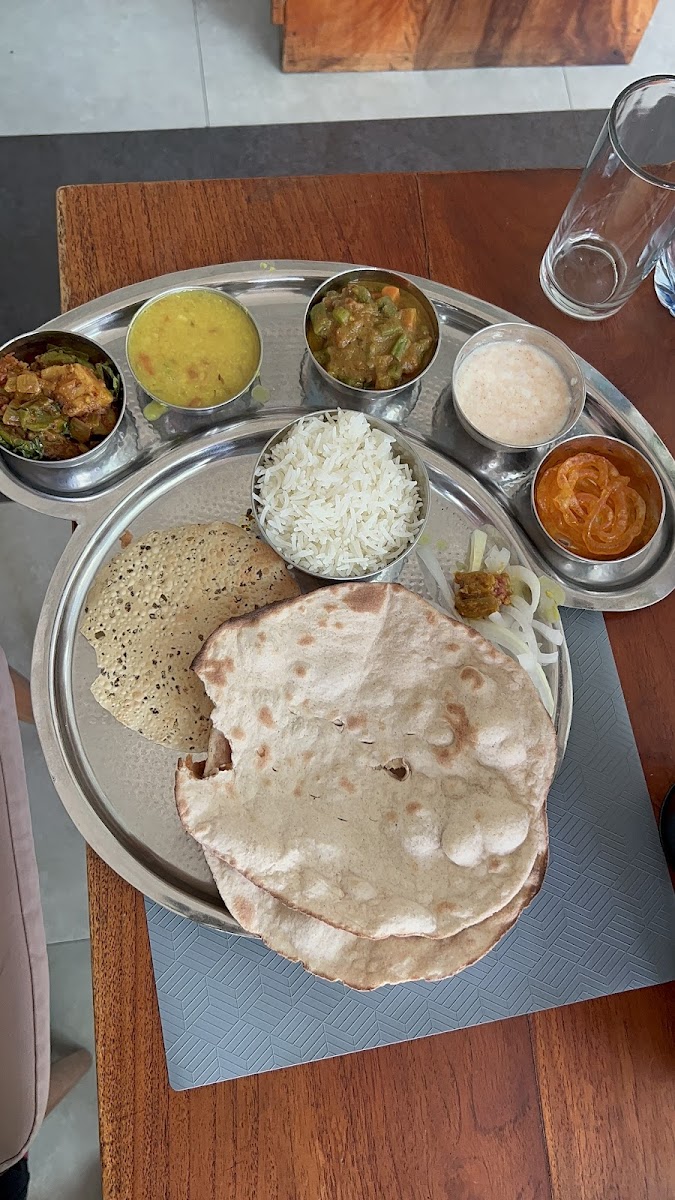 Vegetarian thali at Shivsagar Bali